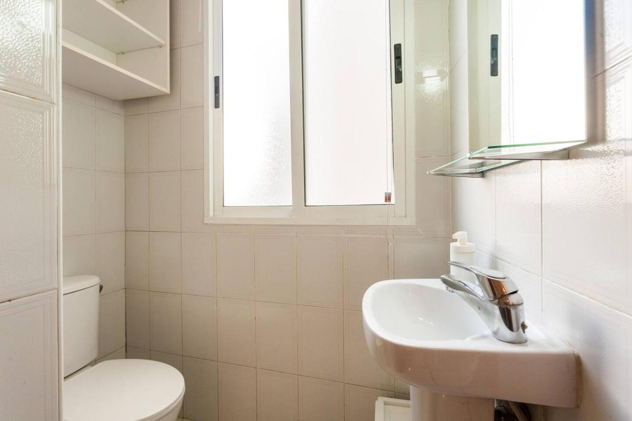 Spacious, Bright Apartment Next To The Old Town Βαλένθια Εξωτερικό φωτογραφία